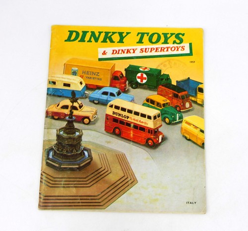 Dinky toys supertoys katalog - dinky,