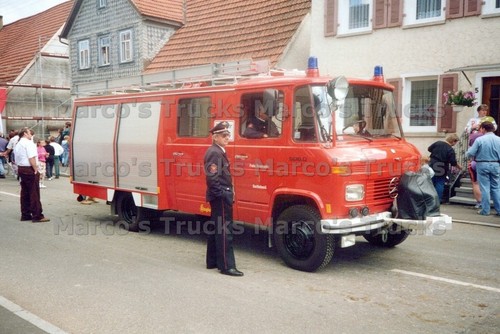 Lkw foto mercedes - 608, d