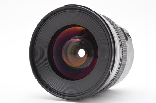 Canon 20mm 8 - f/2.8, usm
