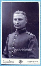 Foto, Soldat in Ausgehuniform