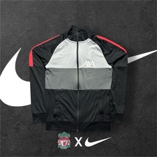 Nike Liverpool Jacke aus dem