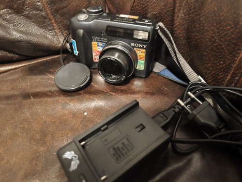 Sony cyber shot dsc - sony, dsc-s85
