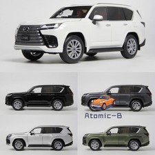 LCD 1:18 Lexus LX600 SUV