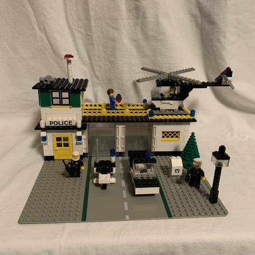 Lego 381 polizei hauptquartier - 381,