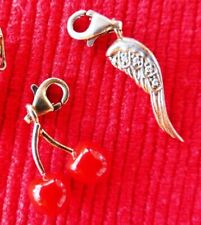 Charm Anhänger von Thomas Sabo  2 Stück Kirschen und Flügel