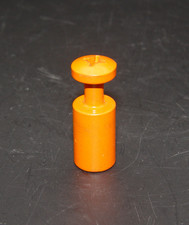 Audi 80 90 Coupe quattro Urquattro Typ 81 85 Fussmatten Halter Orange