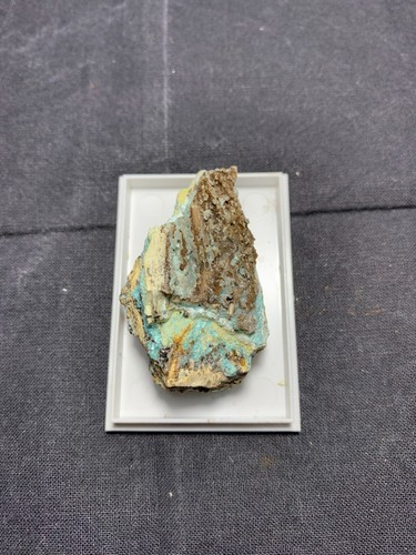 Aurichalcit hemimorphit - aurichalcit,,