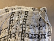 Burberry Schal Tuch Hellgrau Gemustert getragen 100% Original