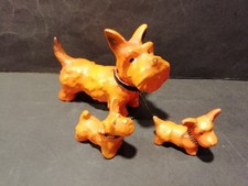 Goebel Hummel oranger Hund mit 2 Welpen Keramik Schnauzer