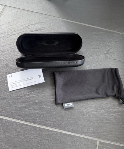 Oakley hartschalen brillenetui - oakley, hartschalen-brillenetui