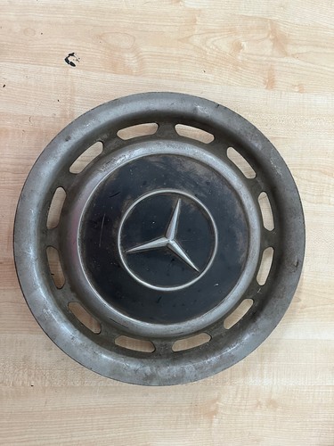 Mercedes oldtimer radkappen - 1x,