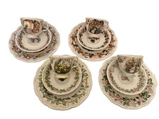 Brambly Hedge Royal Doulton 12 Teile, 4 Jahreszeiten, 4 Gedecke (jeweils 3-tlg)