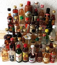Mini-Flaschen Sammlung bis über 40 Jahre alt, 39+1 Schnapsfläschchen ungeöffnet
