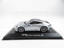 1:43 Minichamps Porsche 911 Carrera S silber 