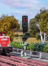 Viessmann 4916 TT Licht-Ausfahrsignal mit Vorsignal, 10 LEDs, Messingmast