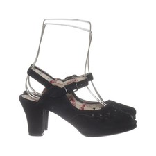 Miss L-Fire, High Heels