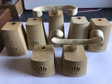 Konvolut 7 Standfüße für