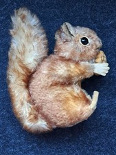 Eichhörnchen Perri  von