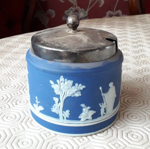 Wedgewood jasperware - wedgewood,