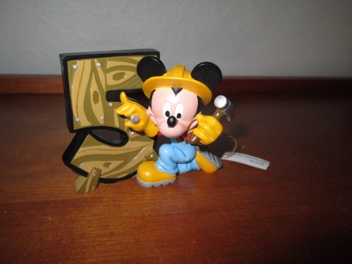Disney showcase mickey - disney,