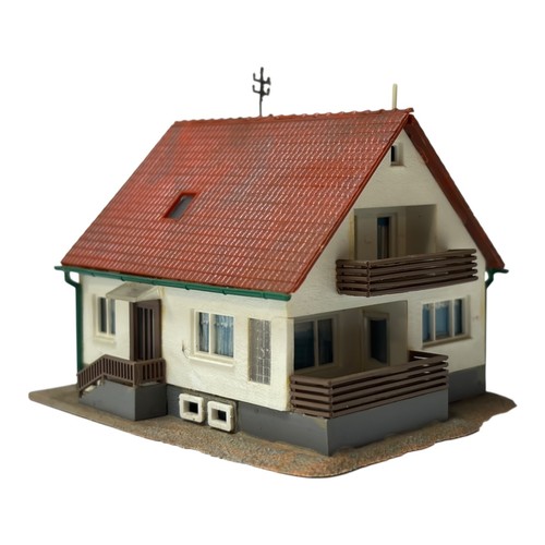 Spur kibri haus - spur, n