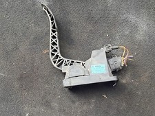 V3* Mercedes Benz W639 Vito Gaspedal A 6393000704