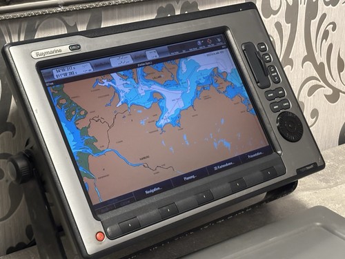 Raymarine e140w widescreen - e140w,