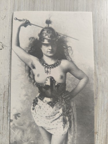 Erotik postkarte frau nackt - erotik,