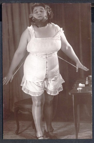 Vintage foto plump - plump, frau