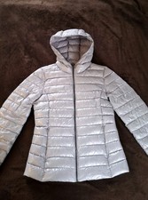 ?? Silberfarbene Steppjacke mit Kapuze Gr. S ??