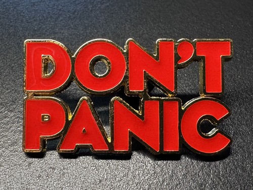 Don panic emaille pin - don't,