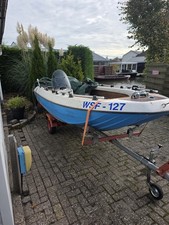 Angelboot mit Trailer und