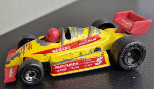 Racer rennwagen gelbes - rennwagen,