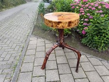 Handgefertigter Massivholz-Tisch – Unikat aus Naturholz – Gartentisch