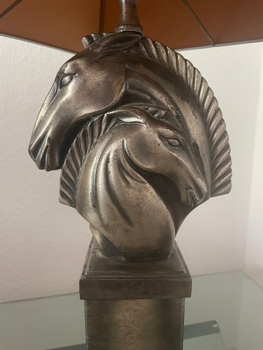 Tischlampe mit pferdeköpfen - mit,