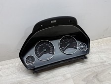 BMW F30 F31 LCI 330i Tacho