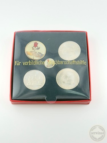 Ddr medaillen abzeichen - medaillen,