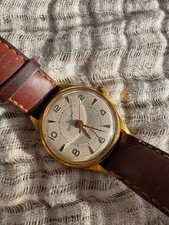 Volna (Волна) Vintage Sowjetische Uhr mit Leder-Armband Vergoldet