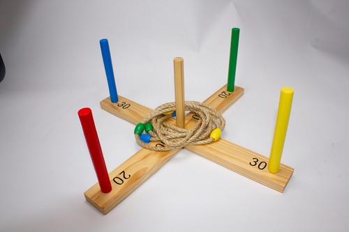 Ringwurfspiel holz 50x50 - ringwurfspiel,