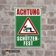 Schild: ACHTUNG -