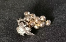 Silberminiatur Weintrauben