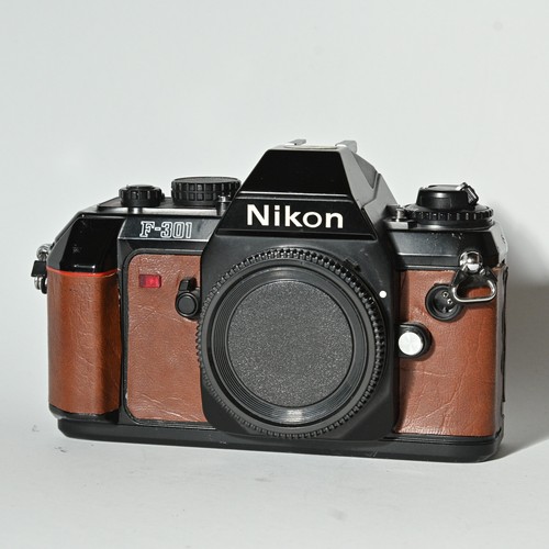 Nikon 301 analoge 35mm slr - 35mm, /
