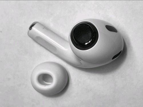 Original apple airpod - pro, 2