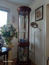 Sehr Schöne Vitrine In