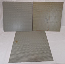 3 Lego Bauplatte B-Ware Grundplatte zwei 48x48 und eine 50x50 Noppen Grau alt 