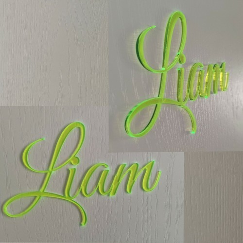Namensschild aus