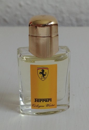 Miniatur ferrari cologne water - miniatur,