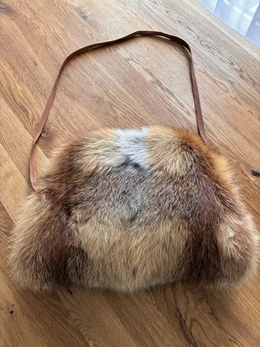 Mittelgroße muff aus - ,