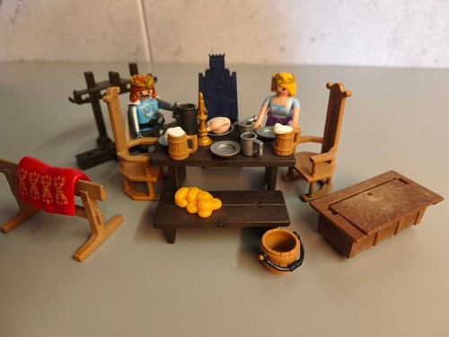 Figuren truhe gedeckter ritter - truhe,