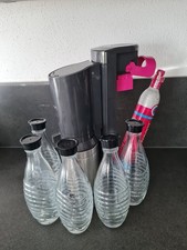 SodaStream Crystal 3.0 Trinkwassersprudler mit 5 Glaskaraffen  